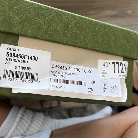 GUCCI Shawana Satin Flower Mules - Picture 8 of 8